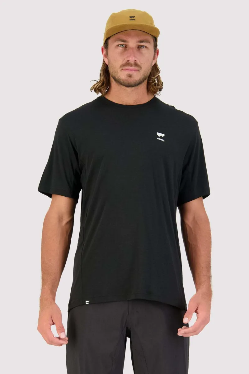 Mons Royale Tarn Merino Shift T-shirt Black-1